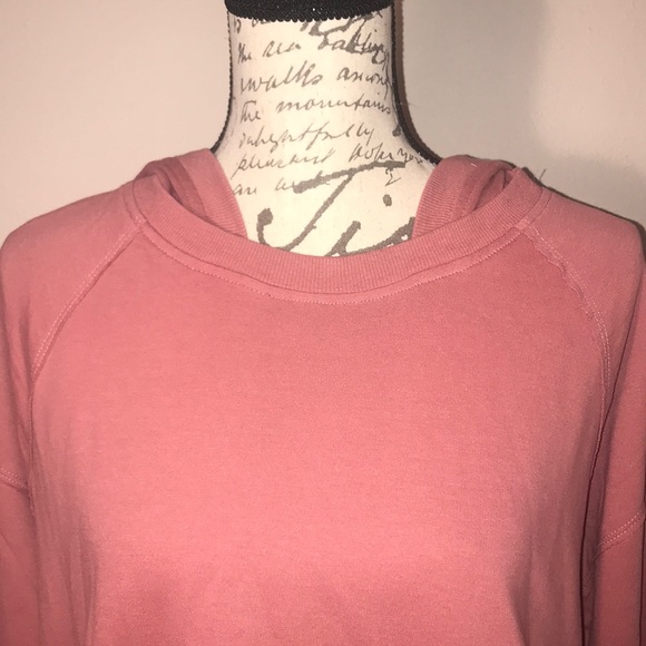 🤩HOST PICK🤩 True Craft salmon hooded sweater - Picture 2 of 8